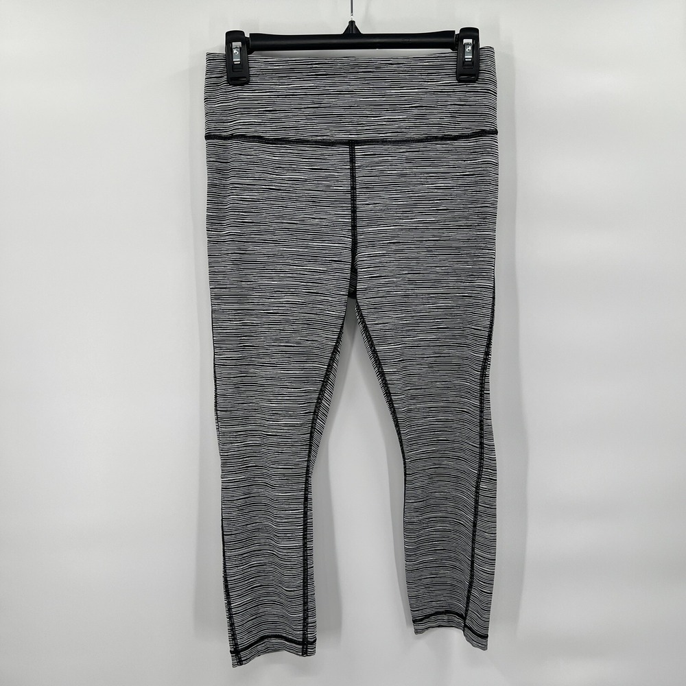 Athleta Leggings Womens Small Black‎ White Striped Capri Stretch Yoga Workout